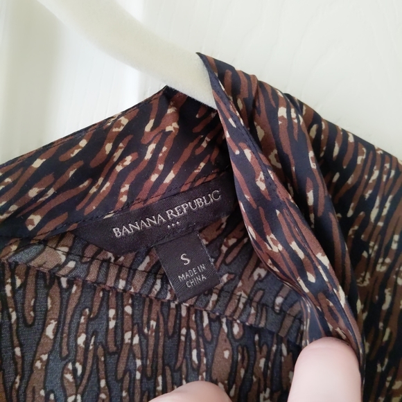 Banana Republic Brown and Black Dolman Sleeve top size S - Picture 9 of 11